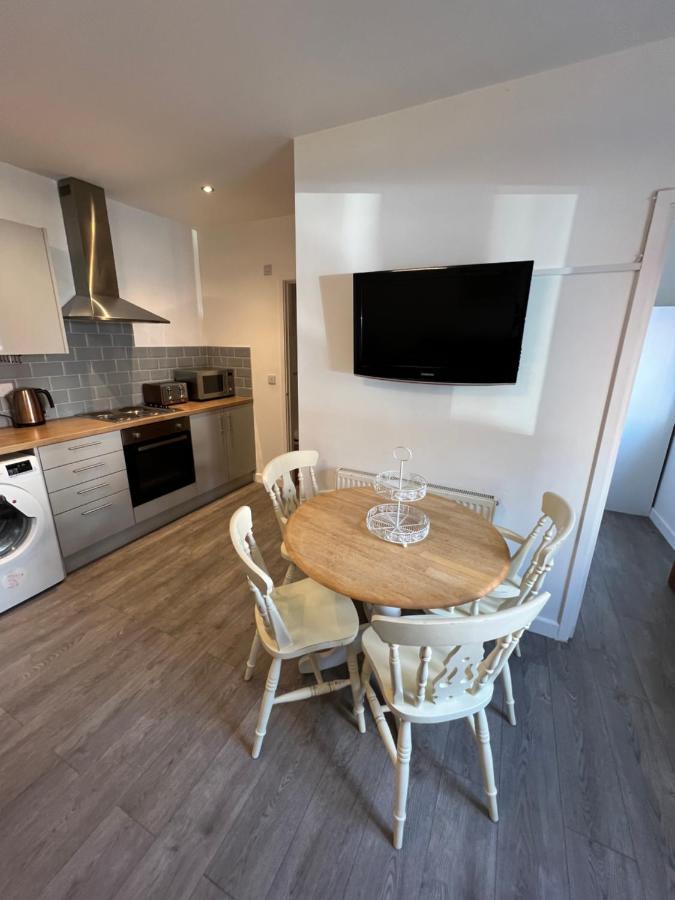 A Spacious Flat Cardiff Eksteriør bilde