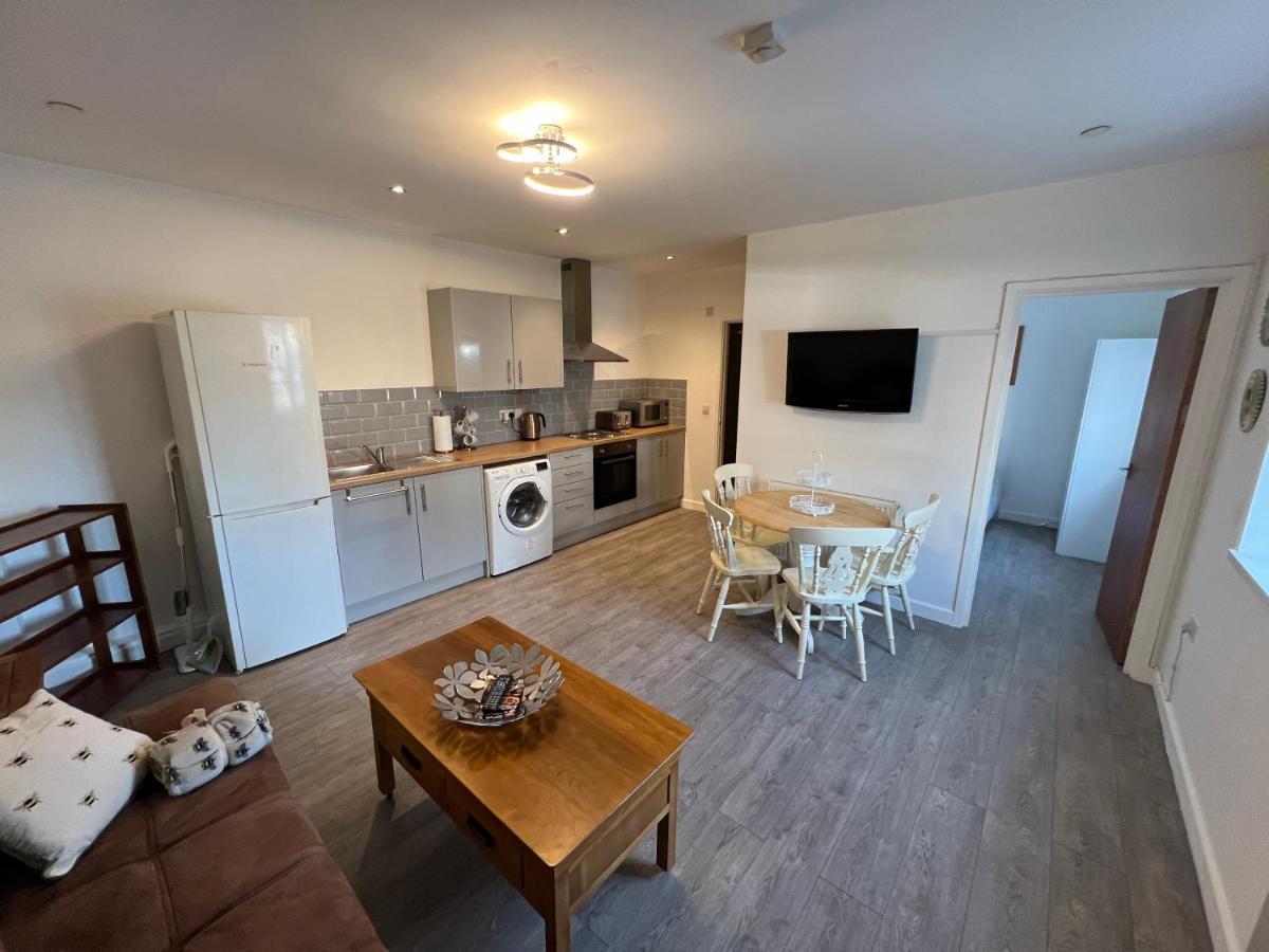A Spacious Flat Cardiff Eksteriør bilde